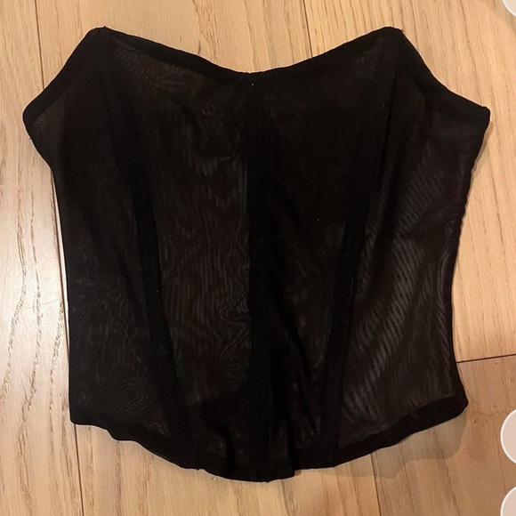 Black Corset - Picture 3 of 4